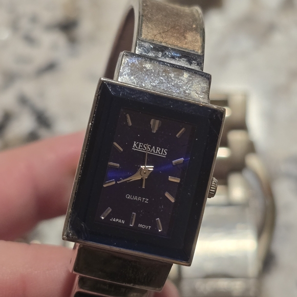 15 Watch Lot *Untested* - Picture 12 of 16